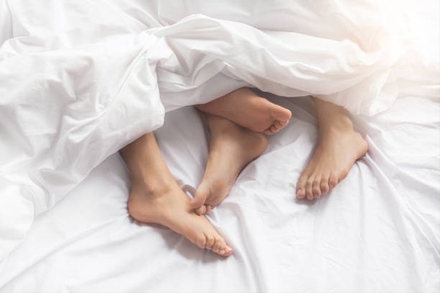 Apa Saja Pantangan Suami Saat Istri Hamil Menurut Adat Jawa? (220680)
