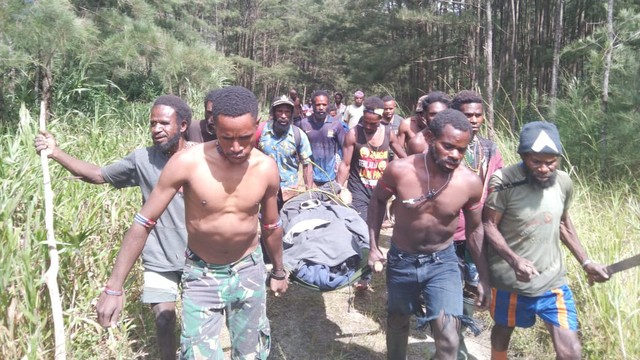 Sopir Truk yang Hilang di Ilaga Papua Ditemukan dengan Luka Tembak (44617)