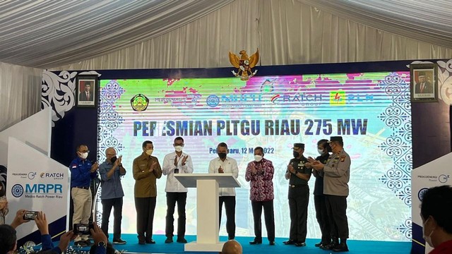Menteri ESDM Arifin Tasrif resmikan PLTGU di Riau yang dibangun PT Medco Ratch Power Riau, Kamis (12/5/2022).  Foto: Medco