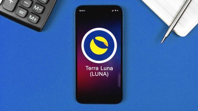 Apa itu Stablecoin Terra Luna? Ini Penyebab Harganya Rontok 99% (44485)