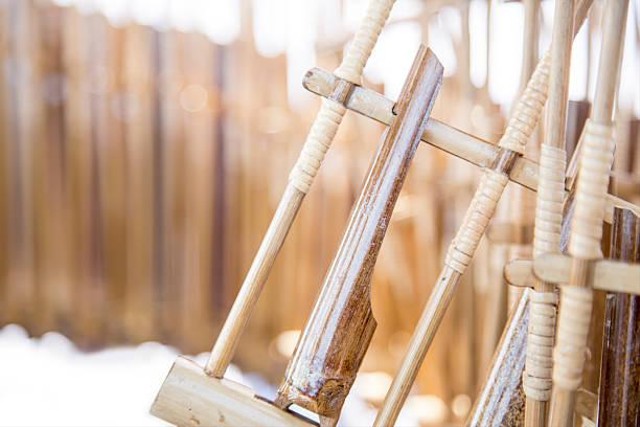 Ilustrasi angklung, alat musik tradisional dari Jawa Barat yang kerap dimainkan untuk mengiringi lagu Manuk Dadali. Foto: Pixabay