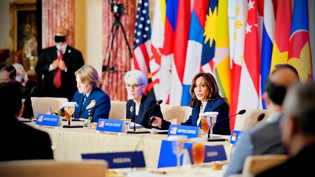 Suasana ASEAN-US Working Lunch dengan Wapres AS Kamala Harris, di Departemen Luar Negeri AS, Washington DC, AS, Jumat (13/5/2022). Foto: Laily Rachev/Biro Pers Sekretariat Presiden