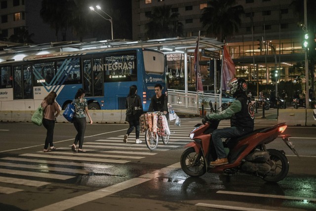 Esai Foto: Segelas Kopi Starling untuk Kebahagiaan Warga Jakarta (15914)