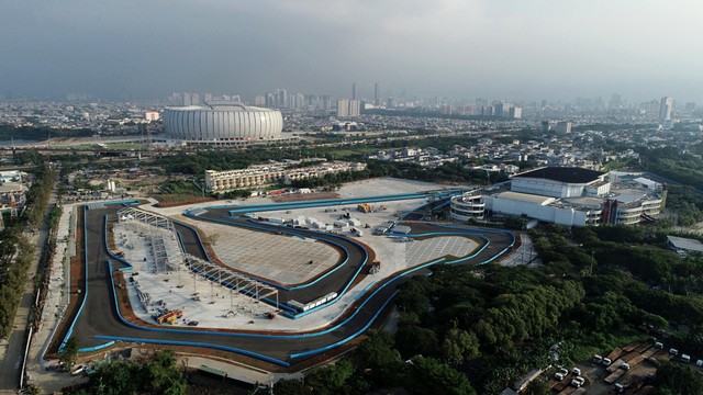 Foto udara Sirkuit Jakarta International E-Prix Circuit (JIEC) atau Formula E di kawasan Taman Impian Jaya Ancol, Jakarta. Foto: Faiz Zulfikar/kumparan