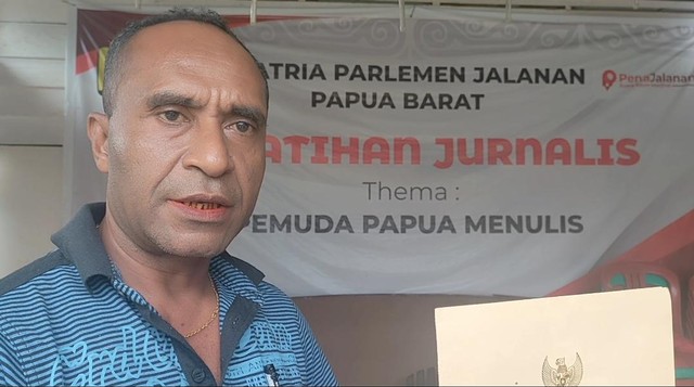 Parjal Papua Barat Sumbang 2 Unit Motor dan 43 Akata Notaris kepada Pedagang (112426)
