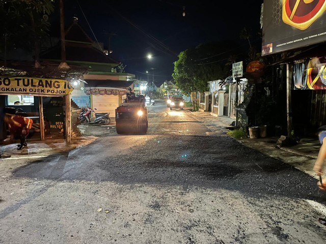 Perbaikan Jalan Mulyorejo. Foto / dok