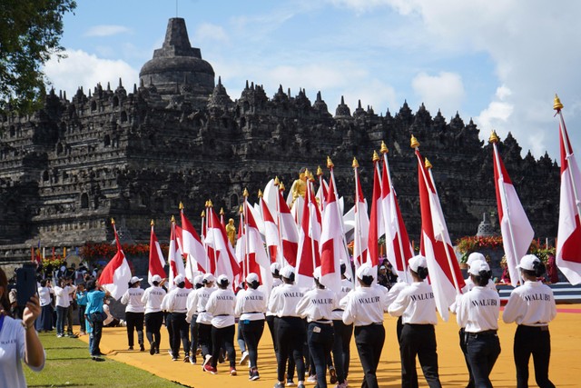 Polling: Harga Tiket Candi Borobudur Jadi Rp 750 Ribu, Kamu Setuju? (12160)
