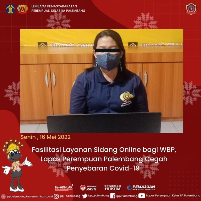 Wbp Mengikuti Sidang Secar Online di Lapas Perempuan Palembang, Senin (16/05). Foto: Humas LPP