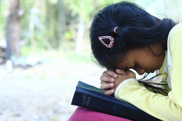 2 Contoh Doa Pulang Sekolah Kristen Protestan untuk Anak (55379)