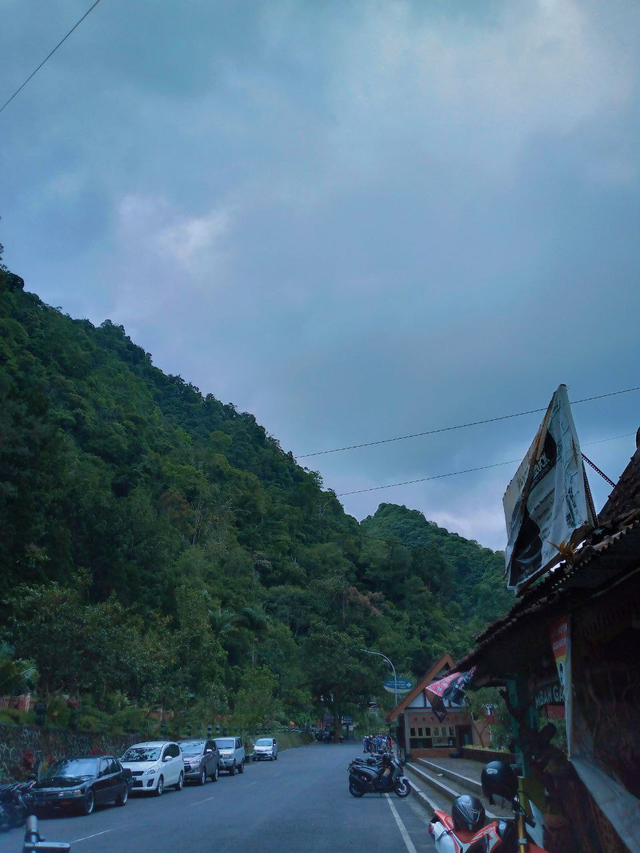 Wisata Tlogo Putri di Lereng Gunung Merapi (12303)