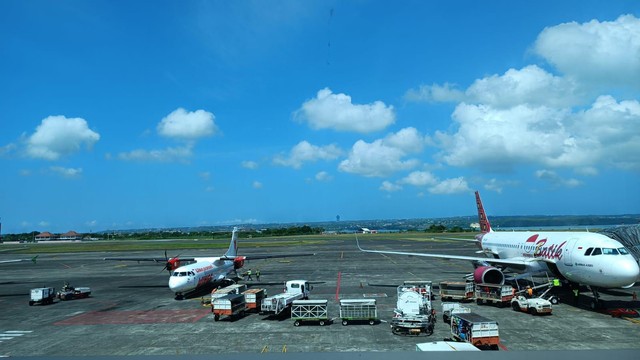 Kondisi Bandara I Gusti Ngurah Rai Bali, Selasa (17/5/2022). Foto: Ave Airiza Gunanto/kumparan