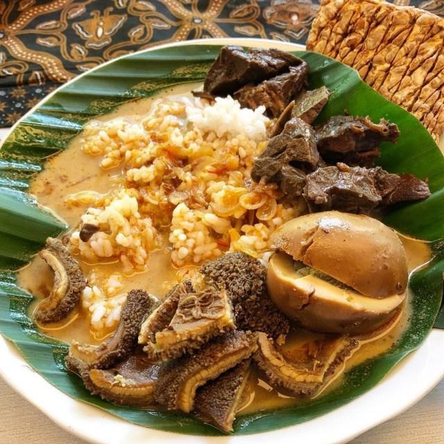 Ilustrasi makanan khas Jawa Tengah yang Paling terkenal Foto: Instagram/ @hobimakanenak