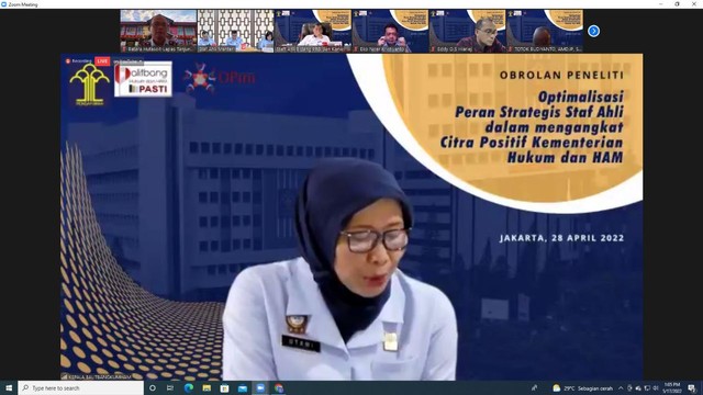 Kalapas Tanjung Raja ikuti OPini bersama staf ahli. Foto : Screenshot