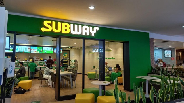 Restoran Subway Indonesia di FX Sudirman. Foto: Monika Febriana/Kumparan