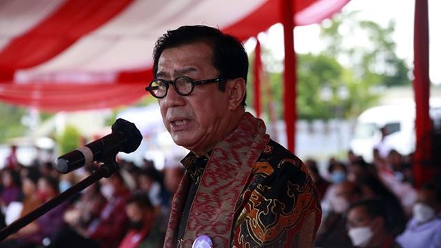 Menkum Ham, Yasonna H Laoly pada puncak perayaan Paskah Nasional 2022 yang dilaksanakan di Kabupaten Kepulauan Talaud, Sulawesi Utara (Sulut), Selasa (17/5).