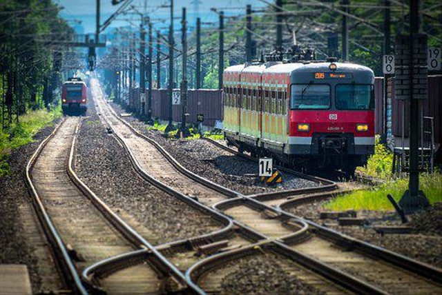 Jadwal Kereta Api Kaligung dan Harga Tiketnya, foto:pixabay.com/kereta