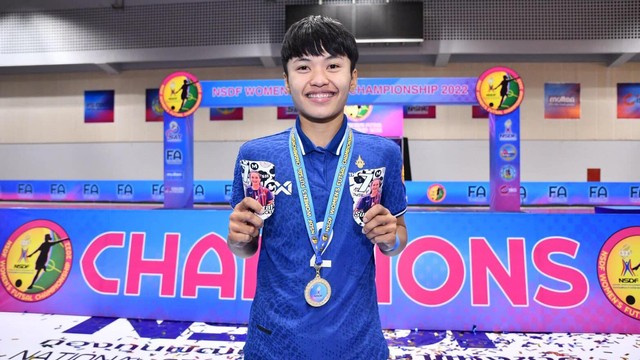 Pemain futsal putri Thailand di SEA Games, Mutita Senkram. Foto: Facebook/@Mutita Senkram