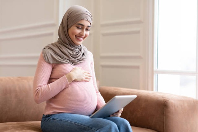Ilustrasi film untuk ibu hamil (Sumber: iStock)