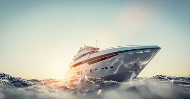 Harga Trans Luxury Yacht Terbaru 2022, Foto: Unsplash.
