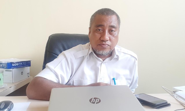 Sekretaris Dinas PUPR Kota Ternate, Nasrun A. Samaun. Foto: Sansul Sardi/cermat