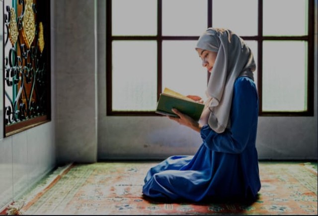 Hukum Wanita Haid Membaca Al-Qur'an dan Cara Muroja'ah Untuk Wanita Haid pexels.com