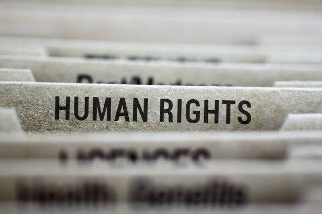 Contoh dalam Penerapan Hak Asasi Manusia dalam Bidang Sosial, Foto: Unsplash.