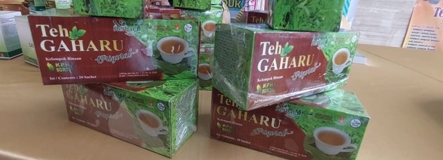 Teh gaharus merupakan salah satu produk herbal yang diambil dari hutan Kabupaten Sorong.