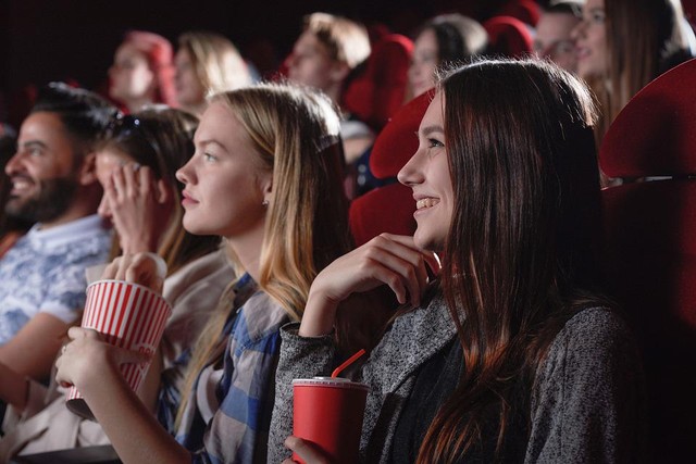 https://pixabay.com/users/amitkrsocial-2567040/ - film marvel mei 2022
