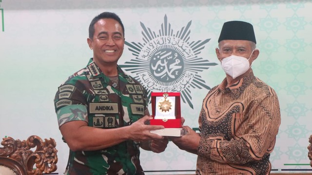Panglima TNI Sambangi PP Muhammadiyah: Kagumi Kiprah Kesehatan-Pendidikan (11221)