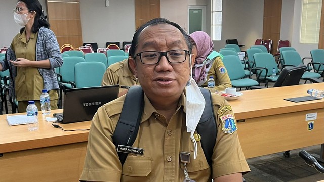 Kepala Dinas Lingkungan Hidup, Asep Kuswanto di DPRD DKI Jakarta, Senin (23/5/2022). Foto: Haya Syahira/kumparan