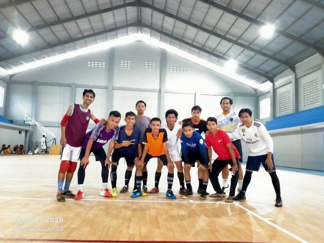 Foto anggota komunitas Gunners Lotim