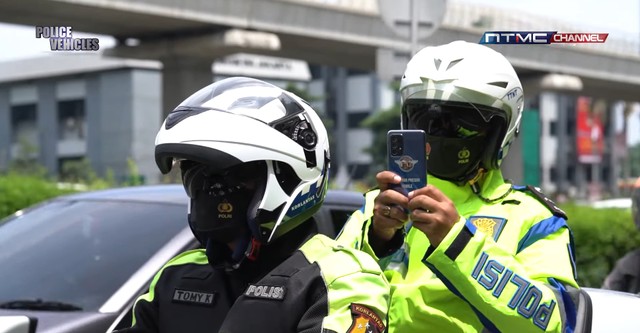 Tak Hanya ETLE, Kini Polisi Bisa Tilang Pakai Kamera HP (35061)