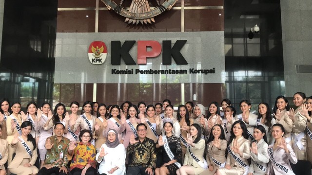 Lili Pintauli Ajak Finalis Puteri Indonesia Jadi Penyuluh Antikorupsi (11264)