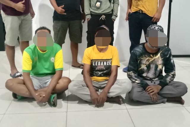3 warga diduga terlibat pesta Narkoba jenis sabu di Desa Soasio, Kecamatan Galela, Halmahera Utara. Foto: Istimewa