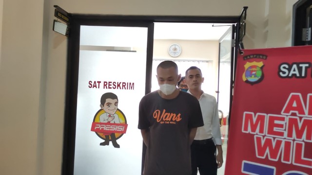 Pelaku pencabulan anak tiri di Lampung Selatan. | Foto: Ist