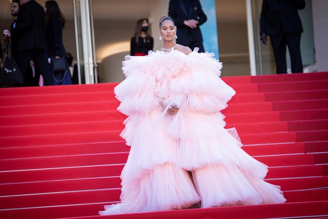 Cindy Bruna menghadiri Festival Film Cannes edisi ke-75 di Cannes, Prancis. Foto: Vianney Le Caer/Invision/AP
