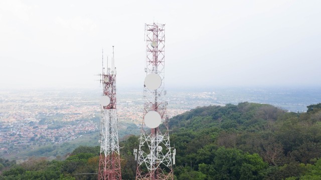 Menara telekomunikasi Mitratel. Foto: Mitratel