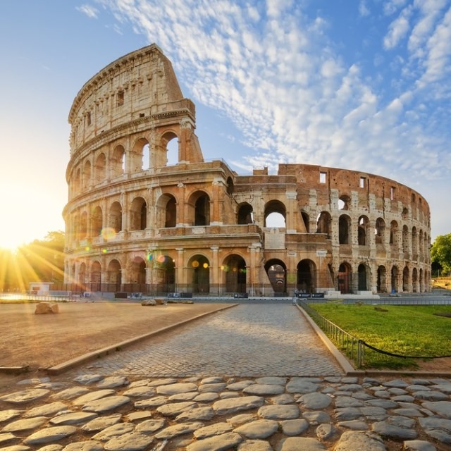 Colosseum di Roma, Italia yang megah Foto: Shutterstocks
