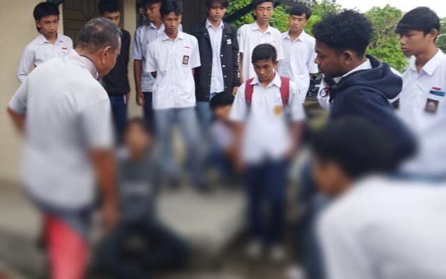 Pelaku penusukan pacar sang adik berhasil diamankan.(Juan)
