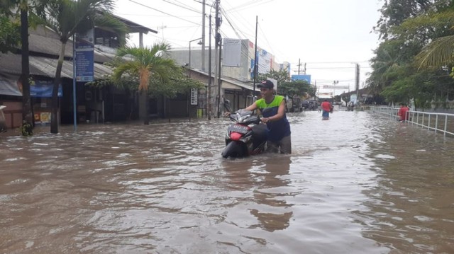 Hujan Sejak Pagi, 11 Desa di Probolinggo Terendam Banjir