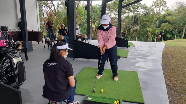 Driving range (latihan memukul) golf di Hosel Yogyakarta. Foto: Len/Tugu Jogja