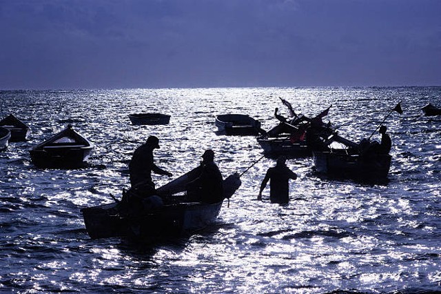 Ilustrasi angin darat dimanfaatkan nelayan untul berlayar. Foto: Unsplash