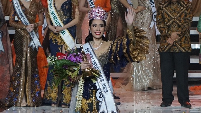 Juara Puteri Indonesia 2022, Laksmi Shari De Neefe Suardana dari Bali. Foto: Jamal Ramadhan/kumparan