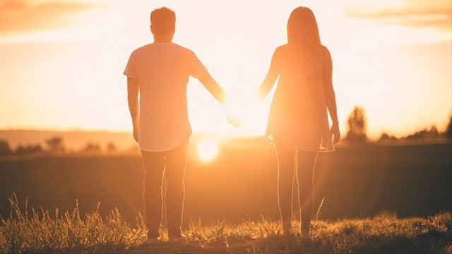 Kata-kata Gombal buat Pacar yang Jauh, foto:pixabay.com/pasangan