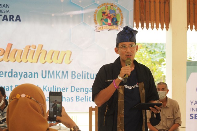 Menteri Pariwisata Dan Ekonomi Kreatif (Menparekraf) Sandiaga Uno meresmikan Rumah Kreatif Belitung, Sabtu (28/5). Foto: Dok. Menparekraf