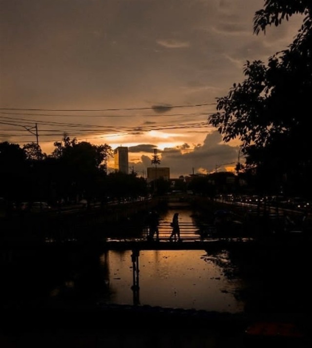 ﻿Kali Pecenongan, Jakarta Barat. Sumber Foto : Dokumen Pribadi.