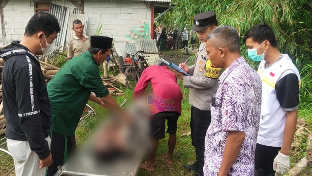 Sesosok Mayat Ditemukan Di Pinggir Sungai Bengawan Solo Bojonegoro ...