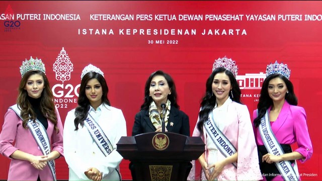 Konferensi pers pertemuan Puteri Indonesia 2022 dengan Presiden Joko Widodo di Istana Kepresidenan Jakarta, Senin (30/05/2022). Foto: YouTube Sekretariat Presiden