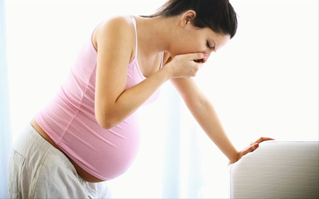 Ilustrasi wanita mual saat hamil. Foto: Unsplash.com