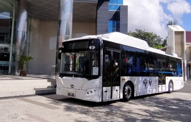 Mampu Tempu Jarak 700 km, PENS Kembangkan Bus Listrik Ramah Lingkungan